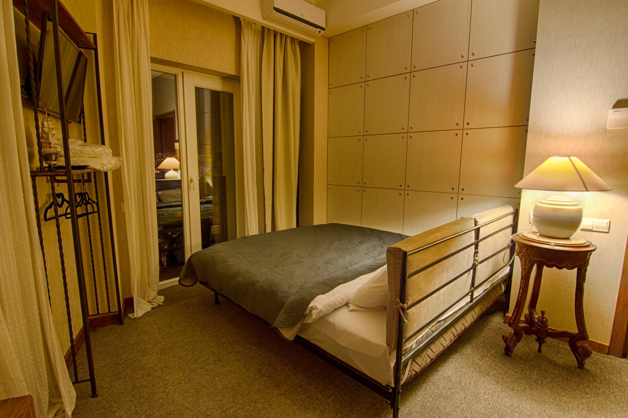 Hotel Salve Tbilisi Ngoại thất bức ảnh